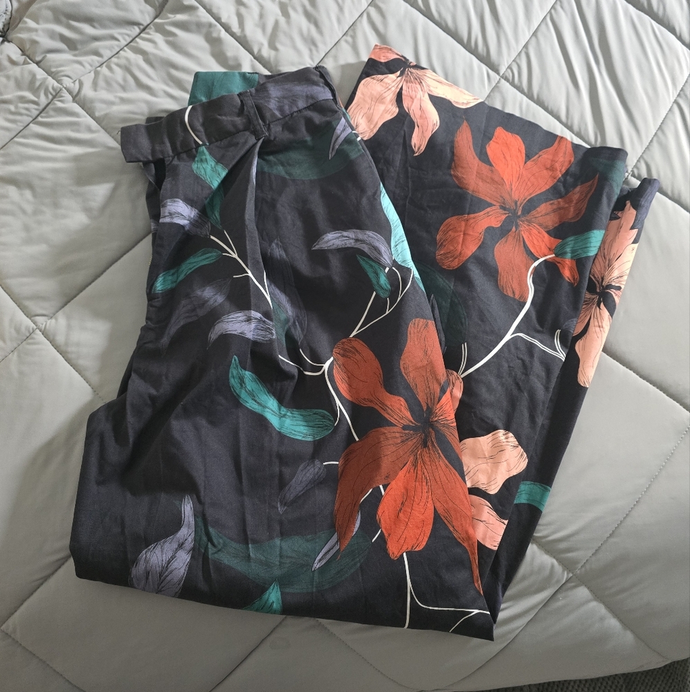 THE KIT - Leigh Trouser
Upstate Florals